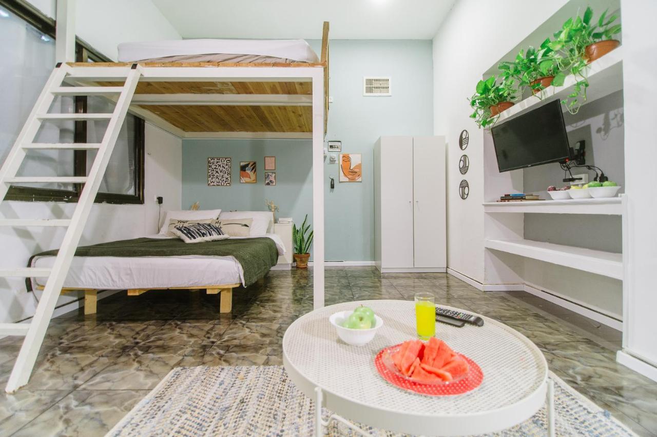 Studios By The Beach Tel Aviv Exterior photo